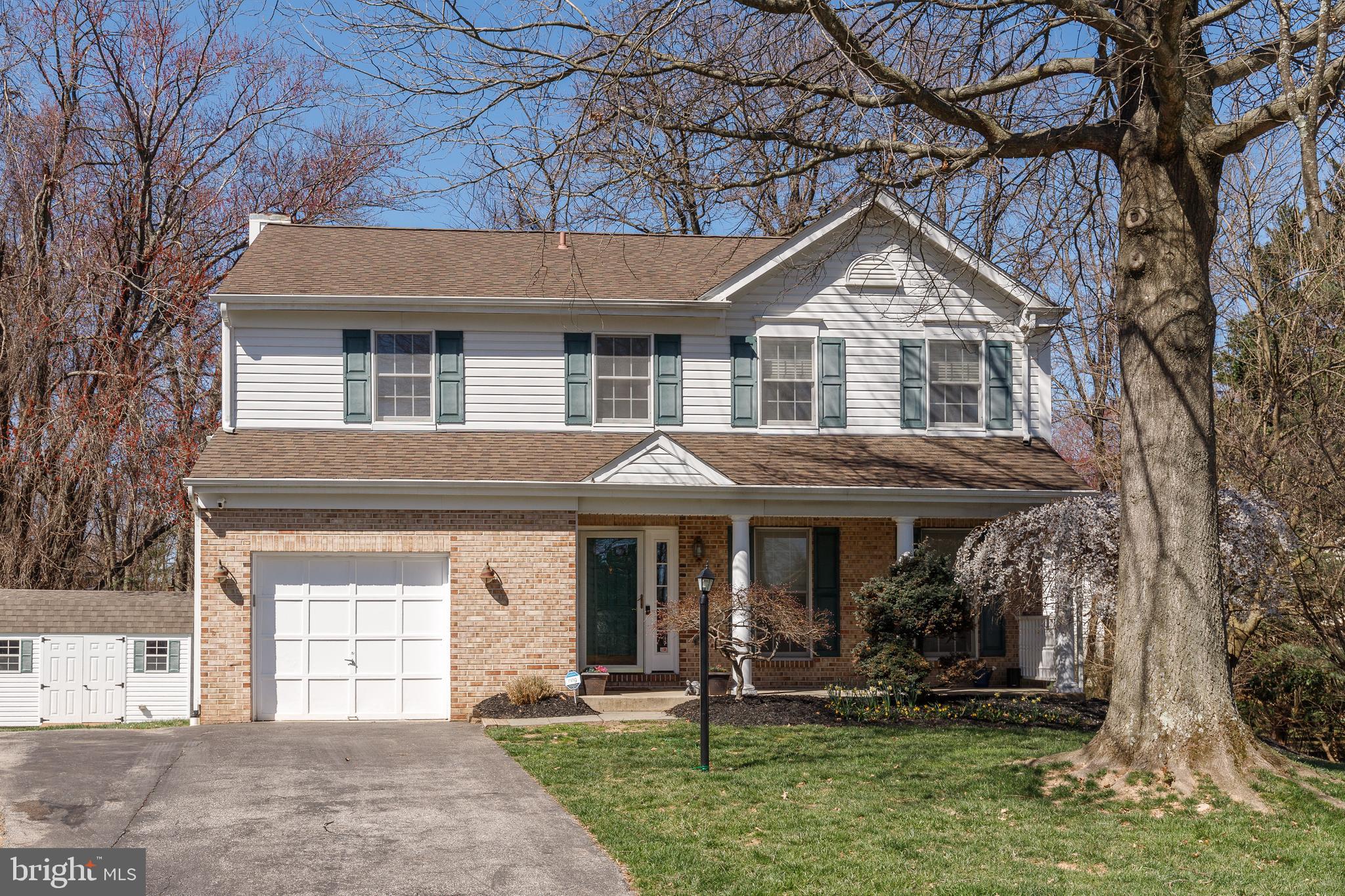 20 WHITE WILLOW COURT