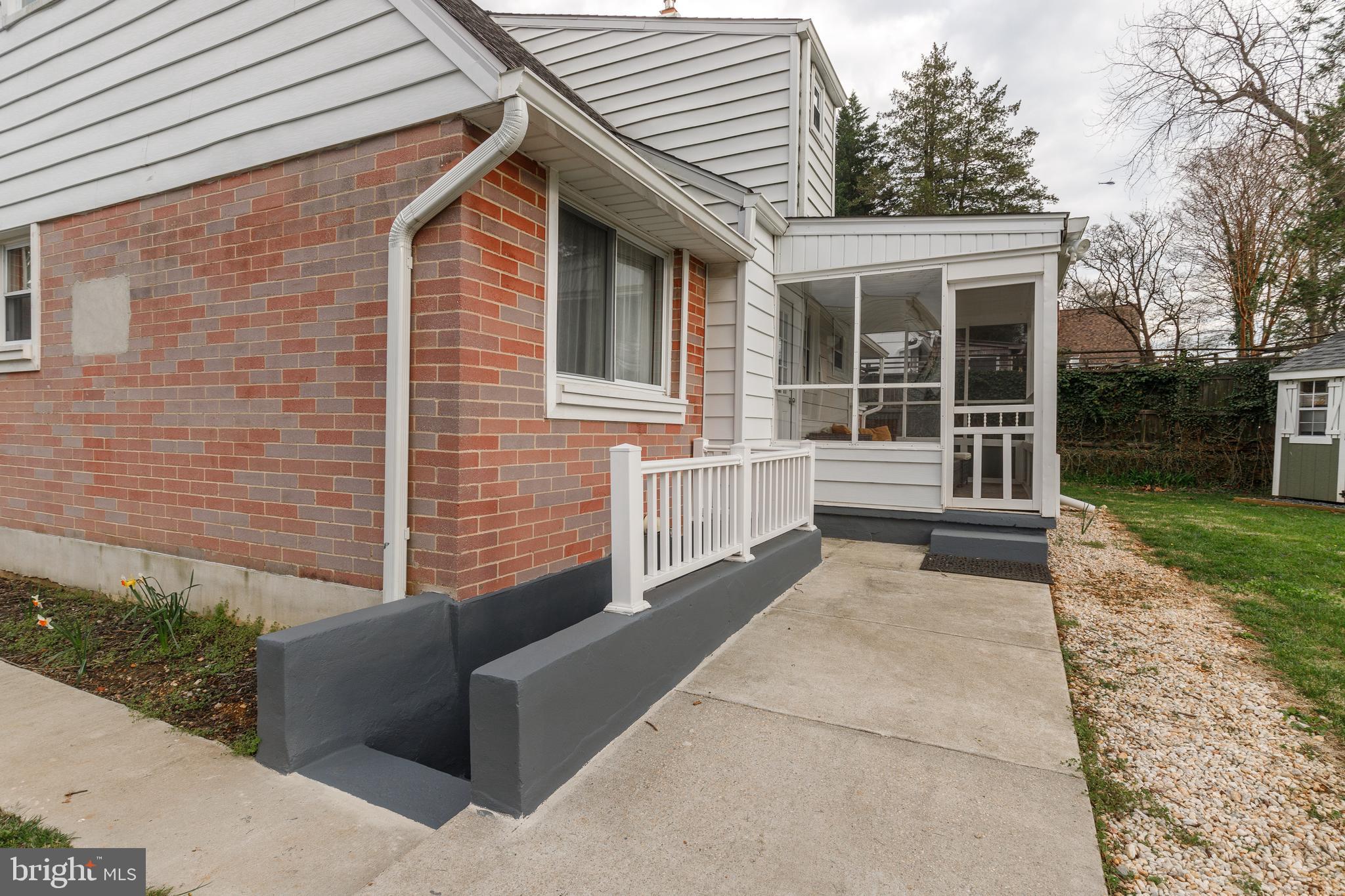 1304 SADDLEBACK ROAD