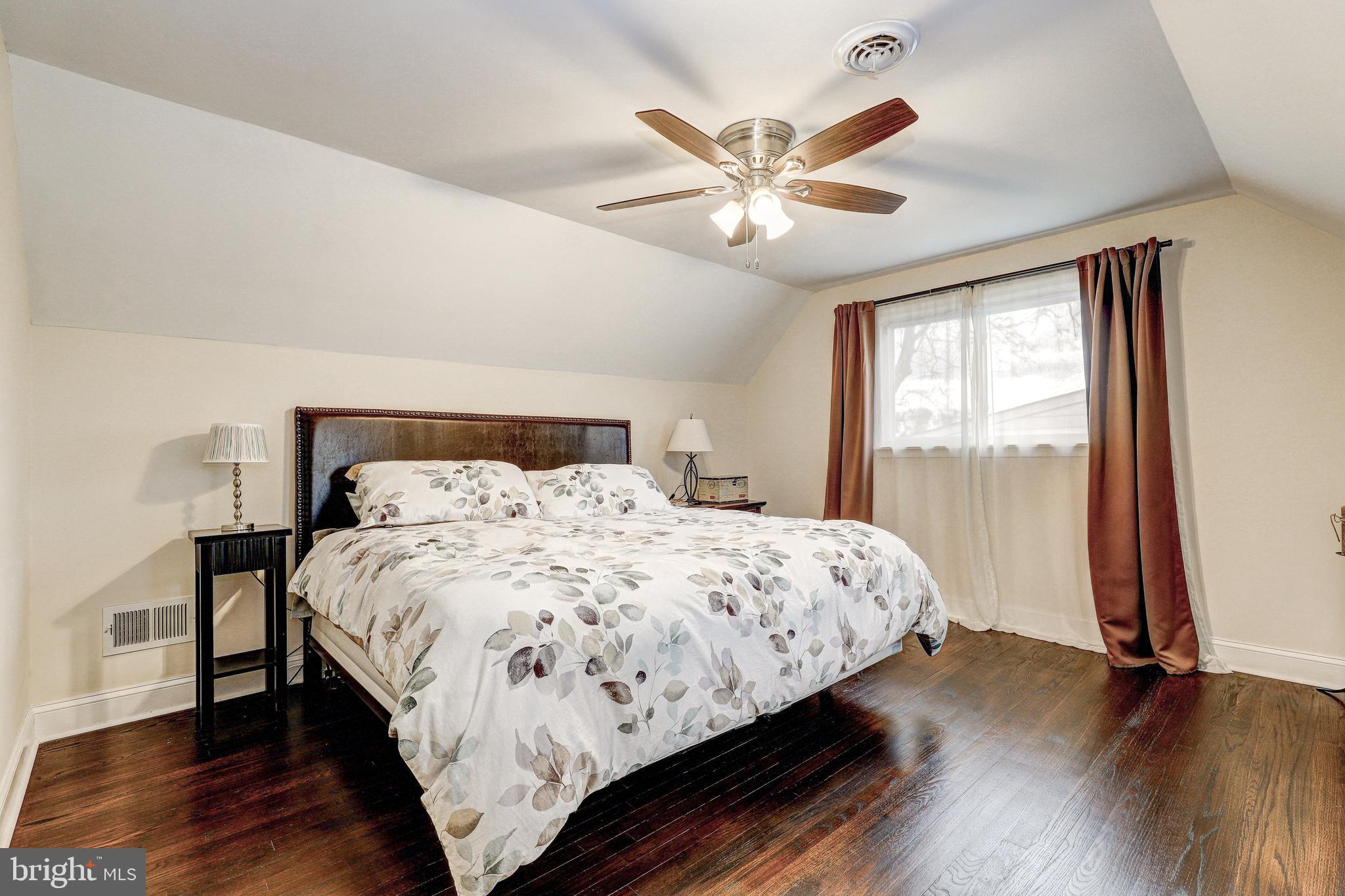 1304 SADDLEBACK ROAD