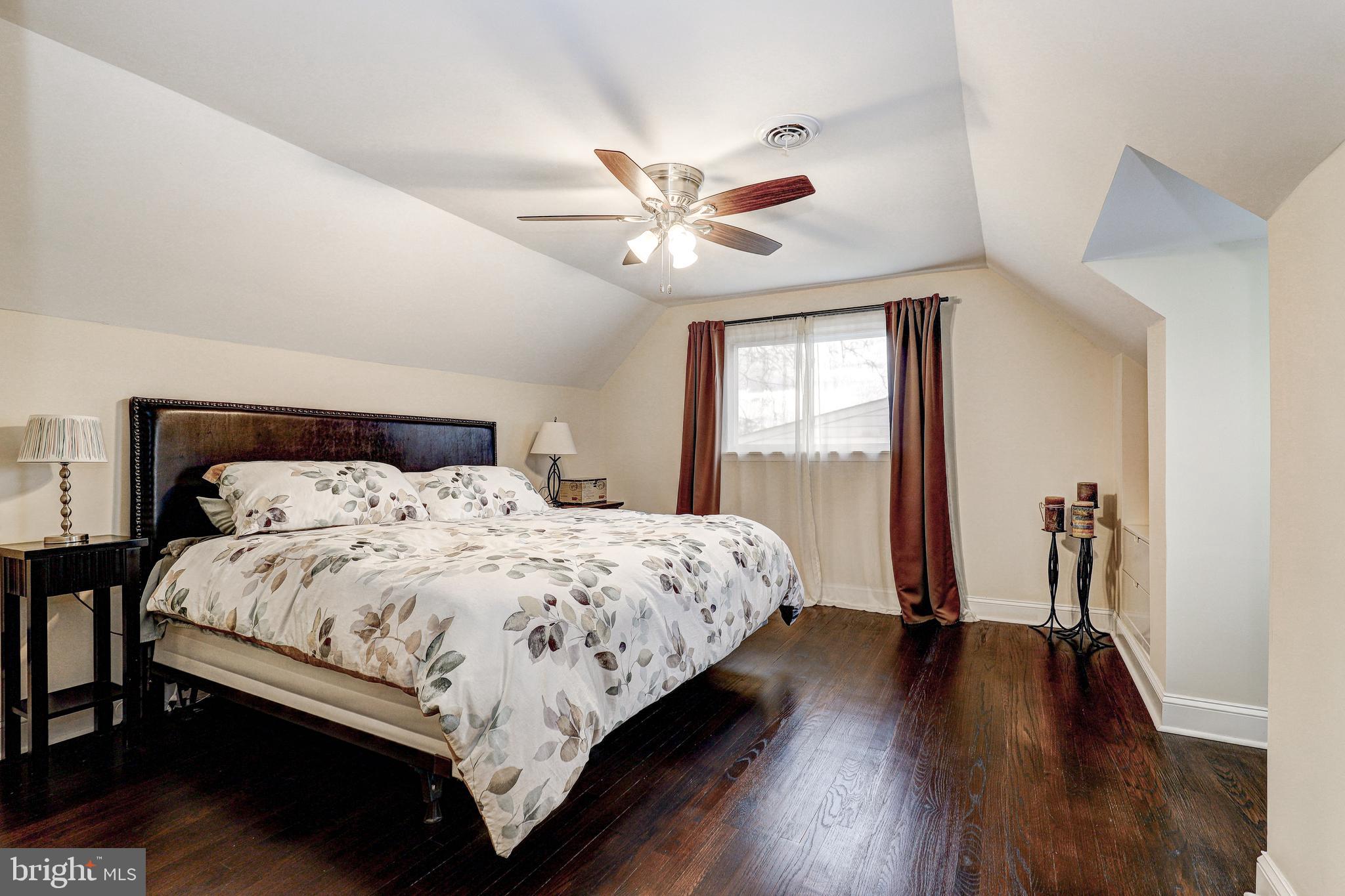 1304 SADDLEBACK ROAD