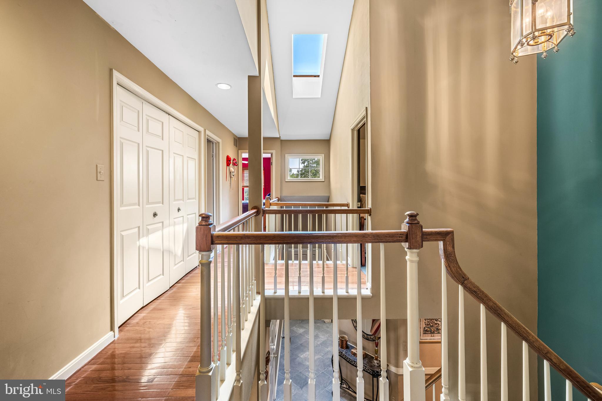 64 RIVER OAKS CIRCLE