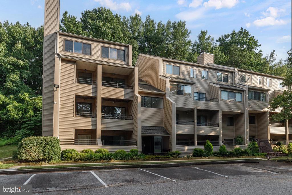 8007 GREENSPRING WAY F 8007-F