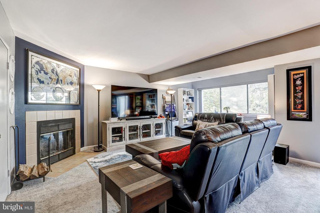 8007 GREENSPRING WAY F 8007-F