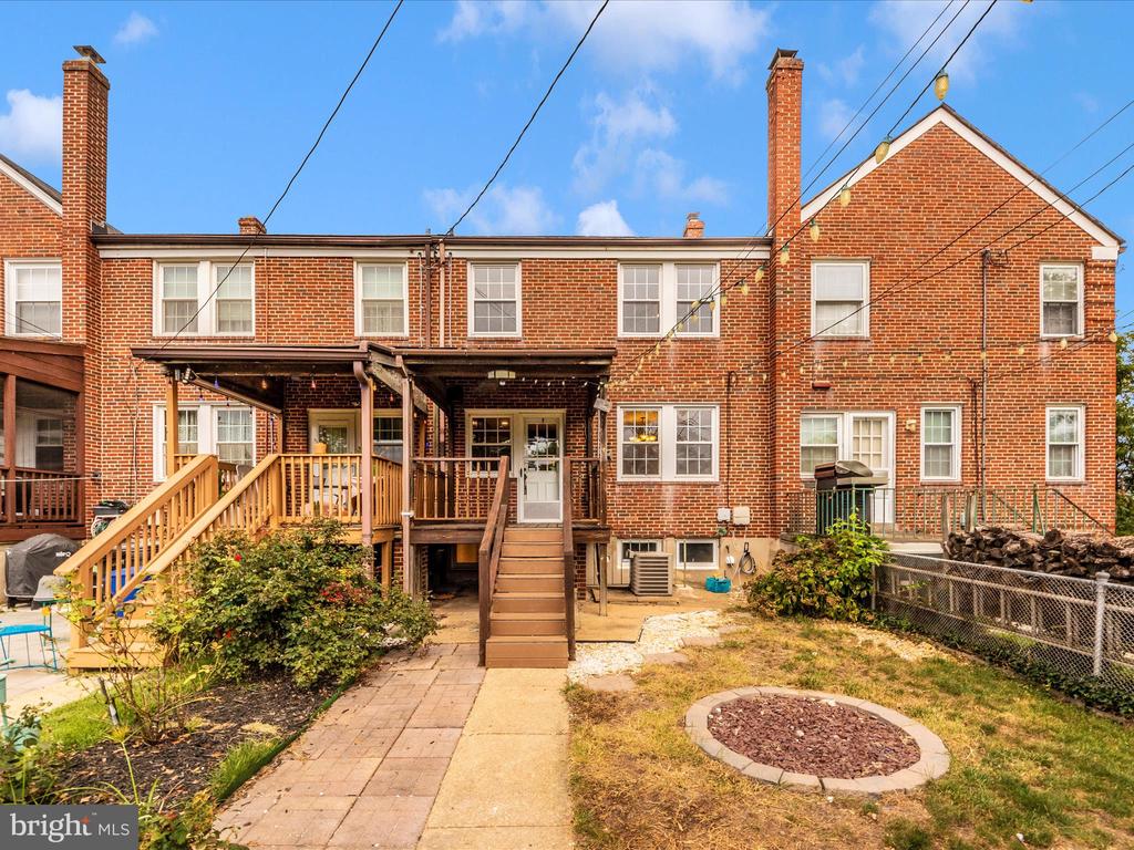 422 ACADEMY ROAD