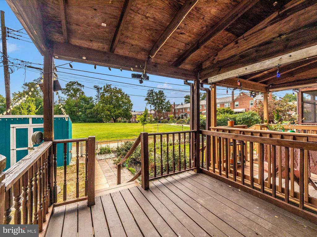 422 ACADEMY ROAD