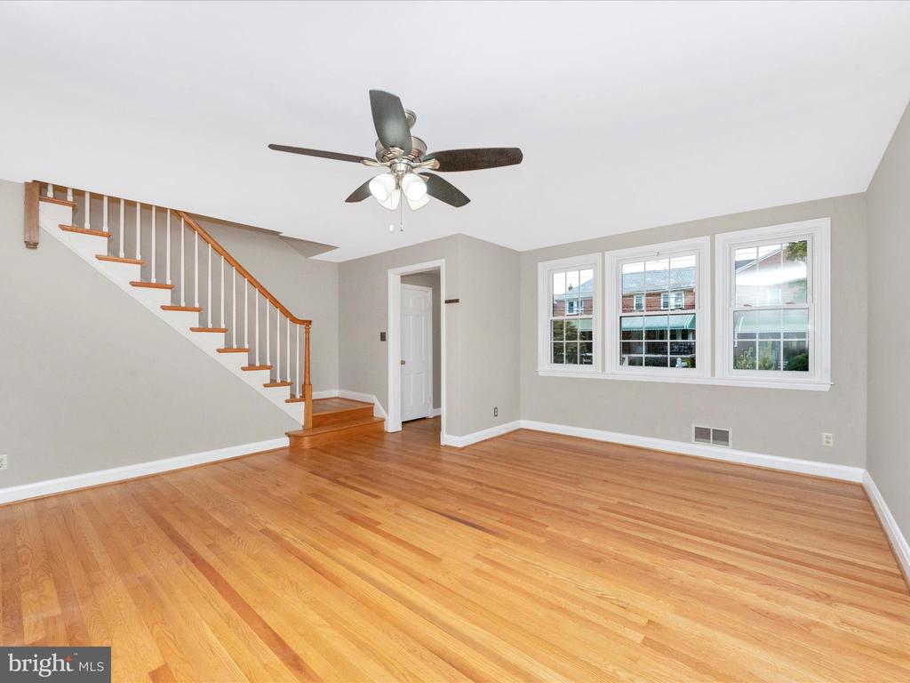 422 ACADEMY ROAD