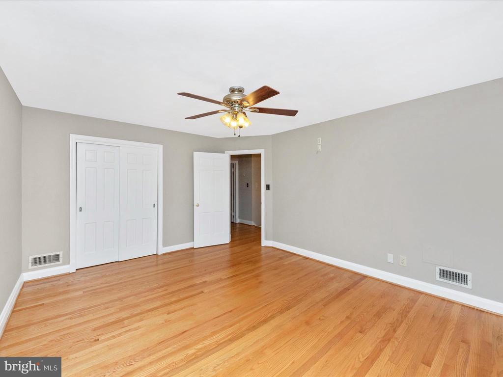 422 ACADEMY ROAD