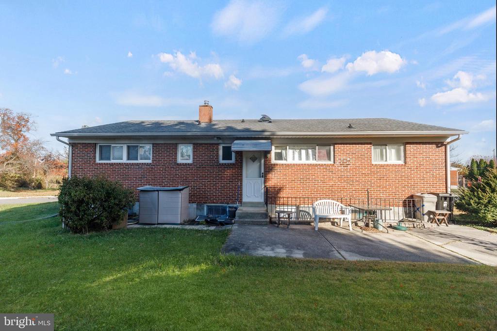1626 PICKETT ROAD