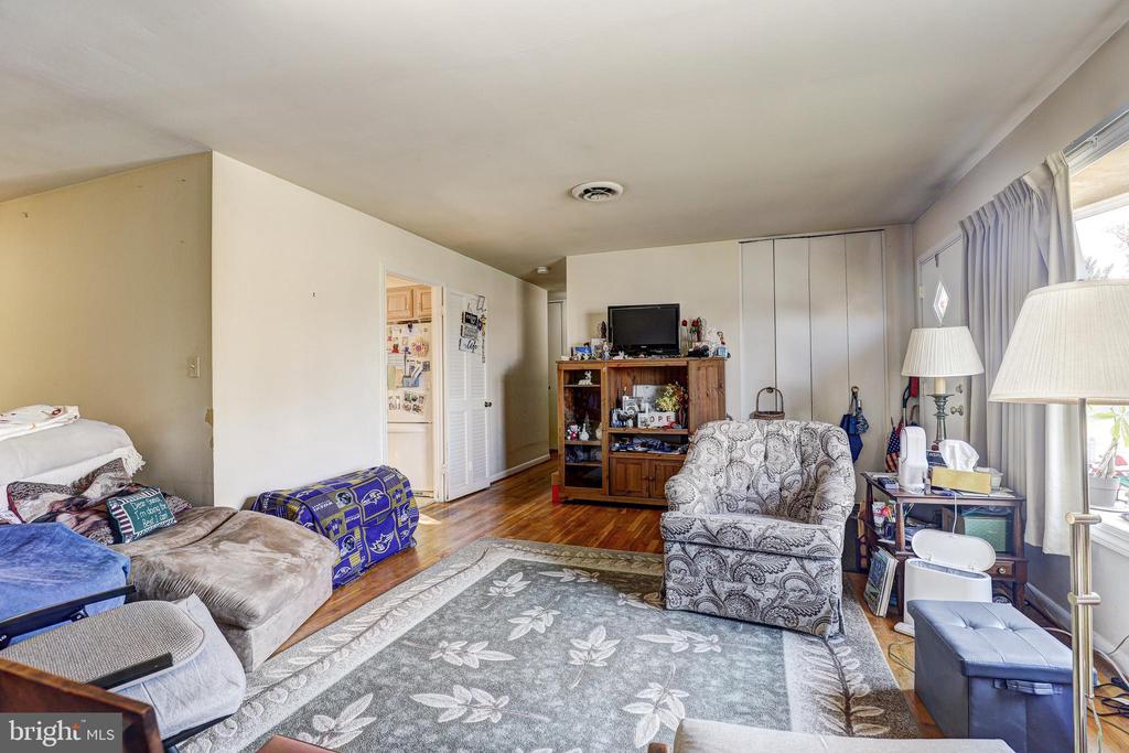 1626 PICKETT ROAD