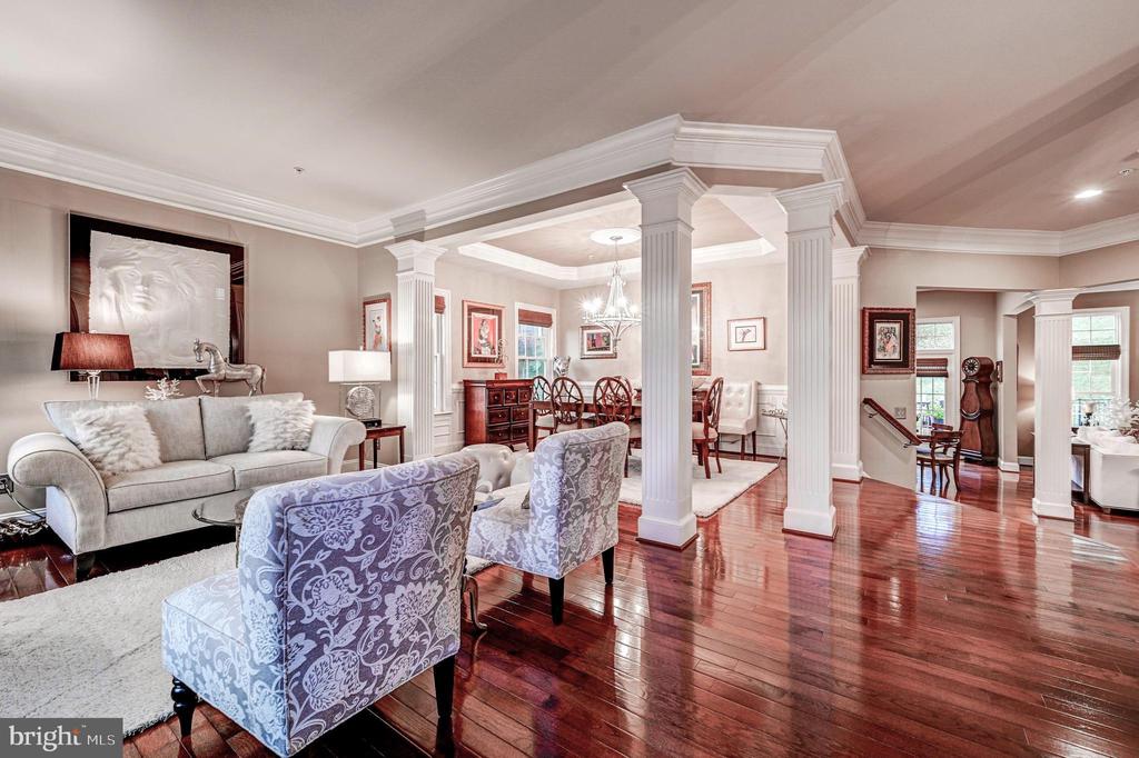 8526 WESTFORD ROAD