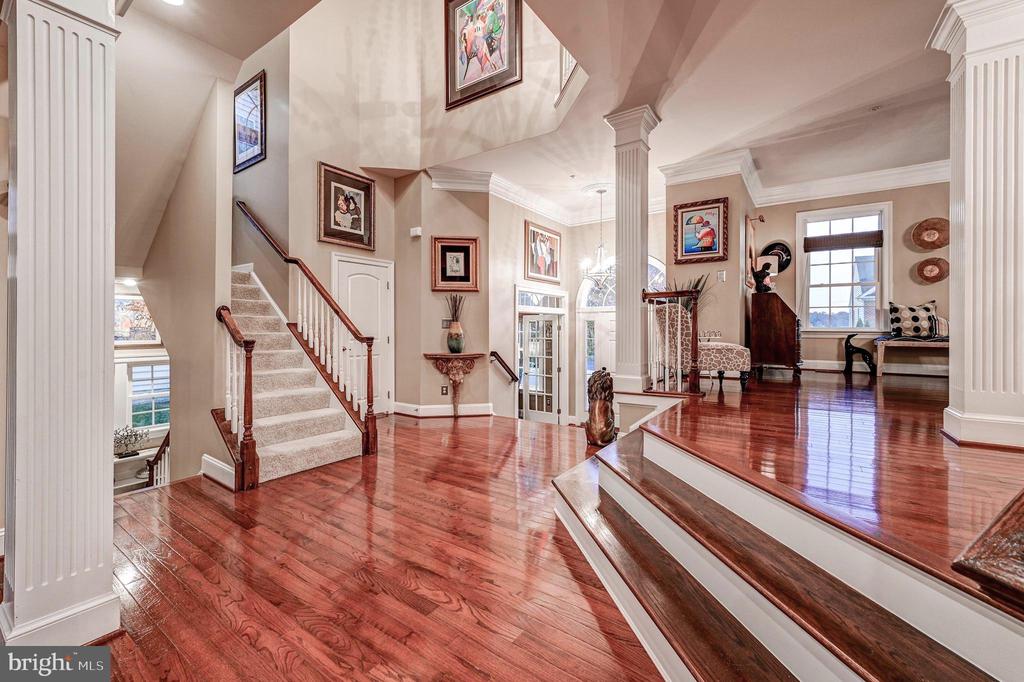 8526 WESTFORD ROAD