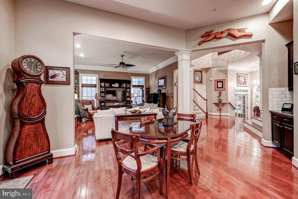 8526 WESTFORD ROAD