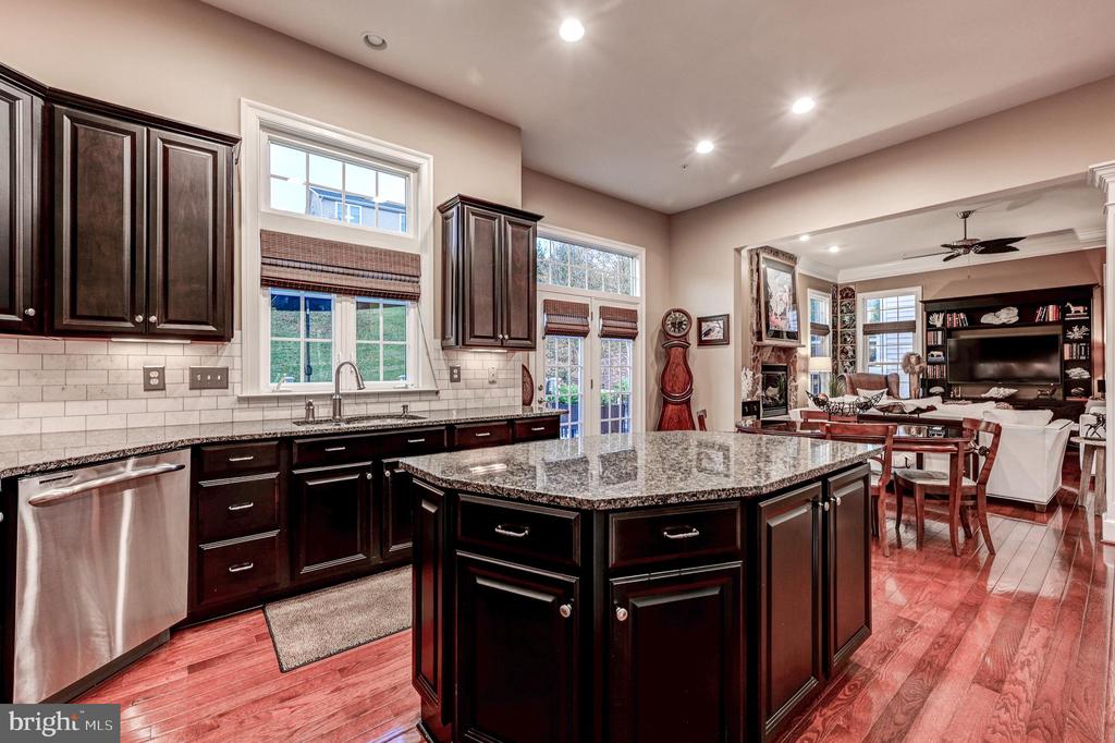 8526 WESTFORD ROAD