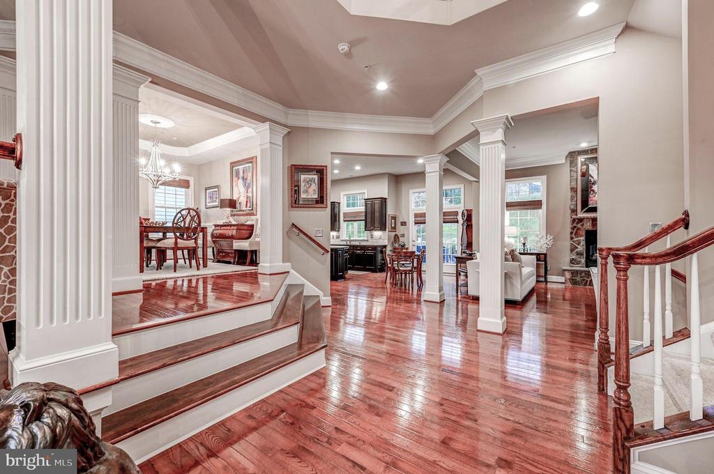 8526 WESTFORD ROAD