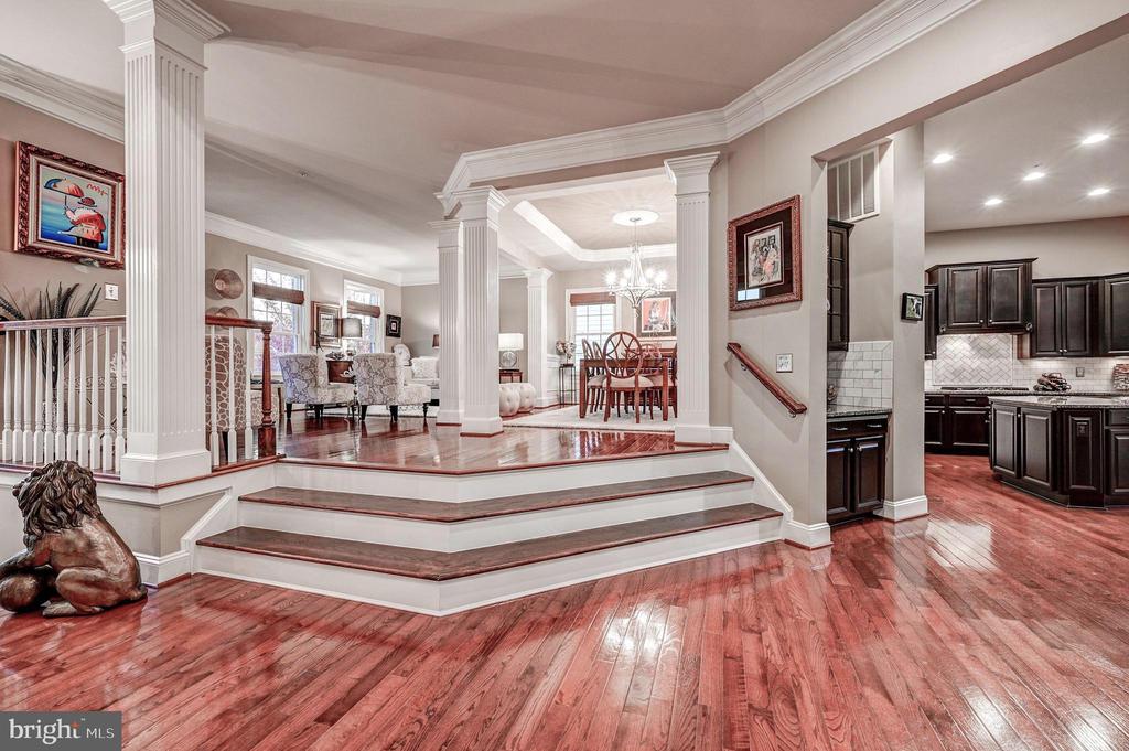 8526 WESTFORD ROAD