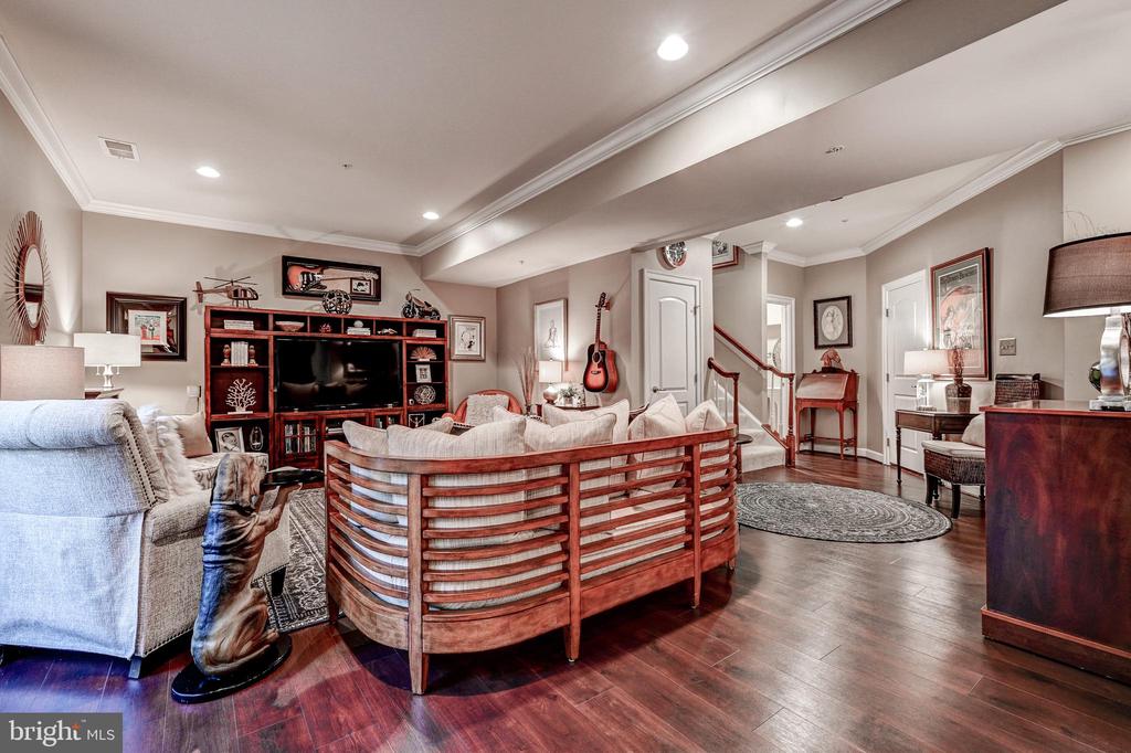 8526 WESTFORD ROAD