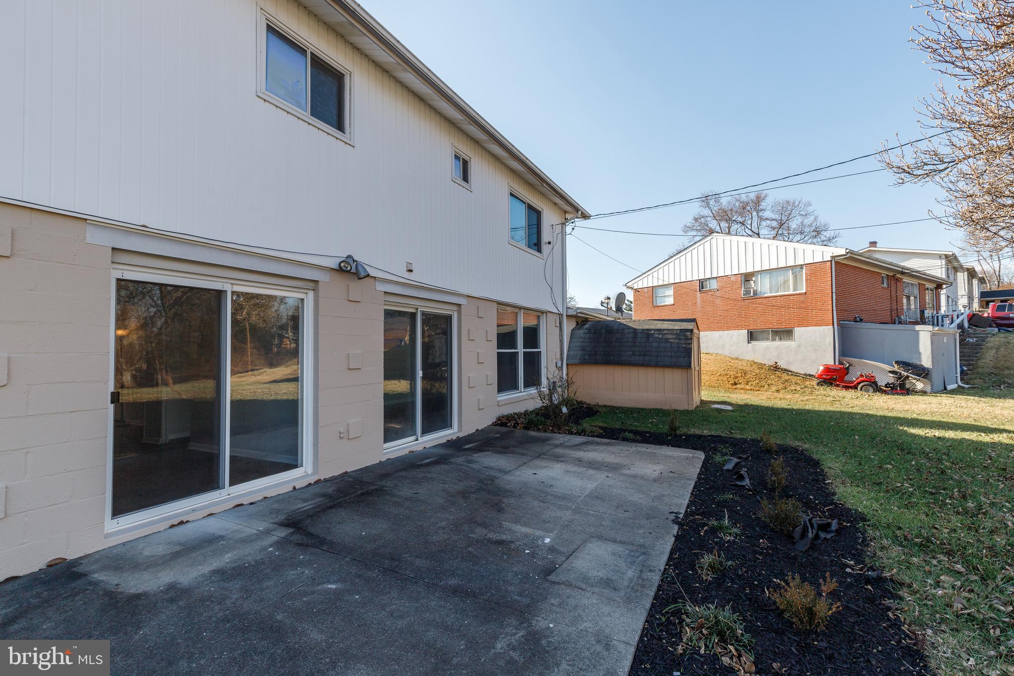 900 PAINTED POST ROAD