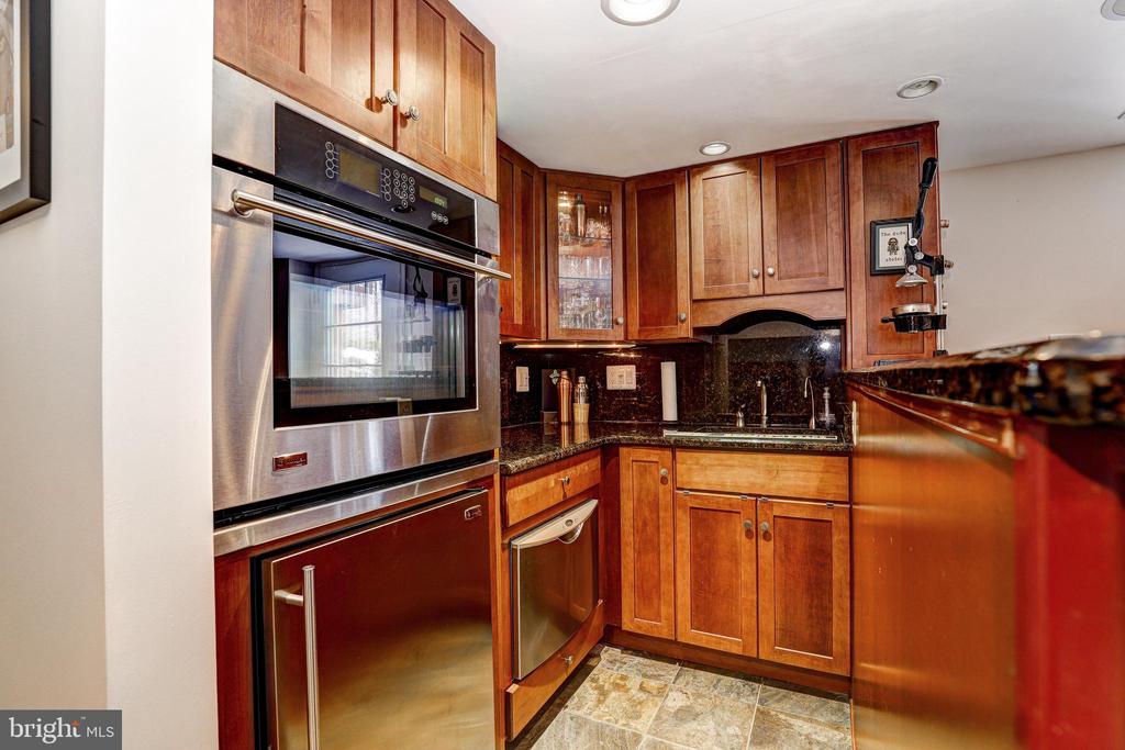 1021 TIMBER TRAIL ROAD