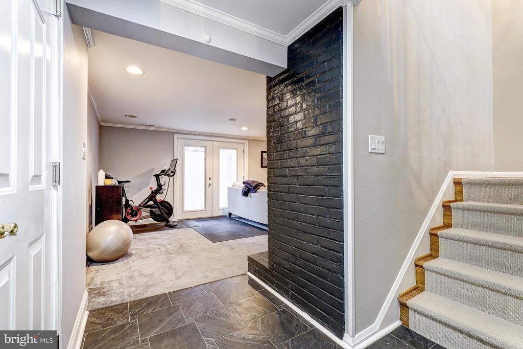1021 TIMBER TRAIL ROAD