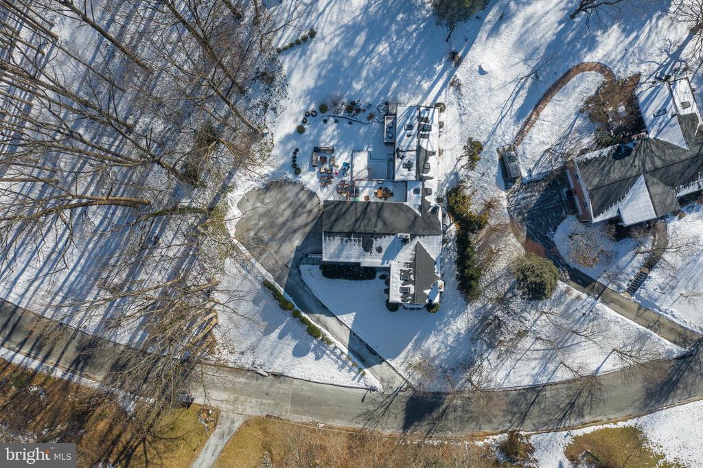 1021 TIMBER TRAIL ROAD