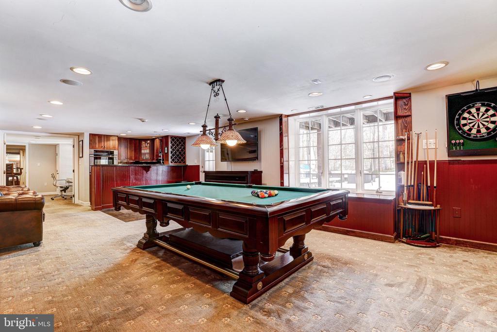 1021 TIMBER TRAIL ROAD