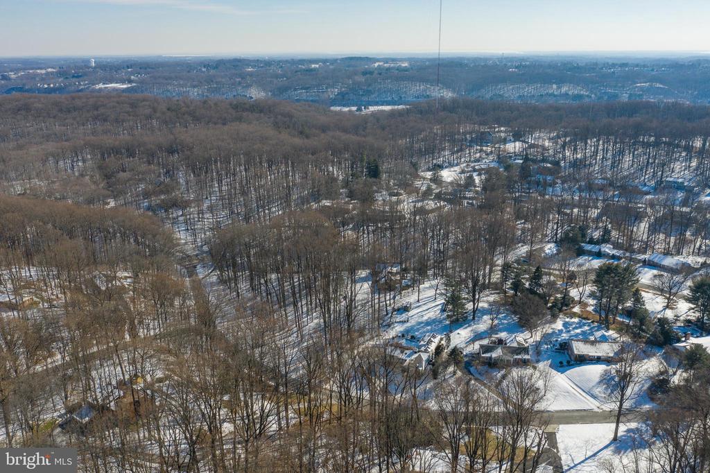 1021 TIMBER TRAIL ROAD