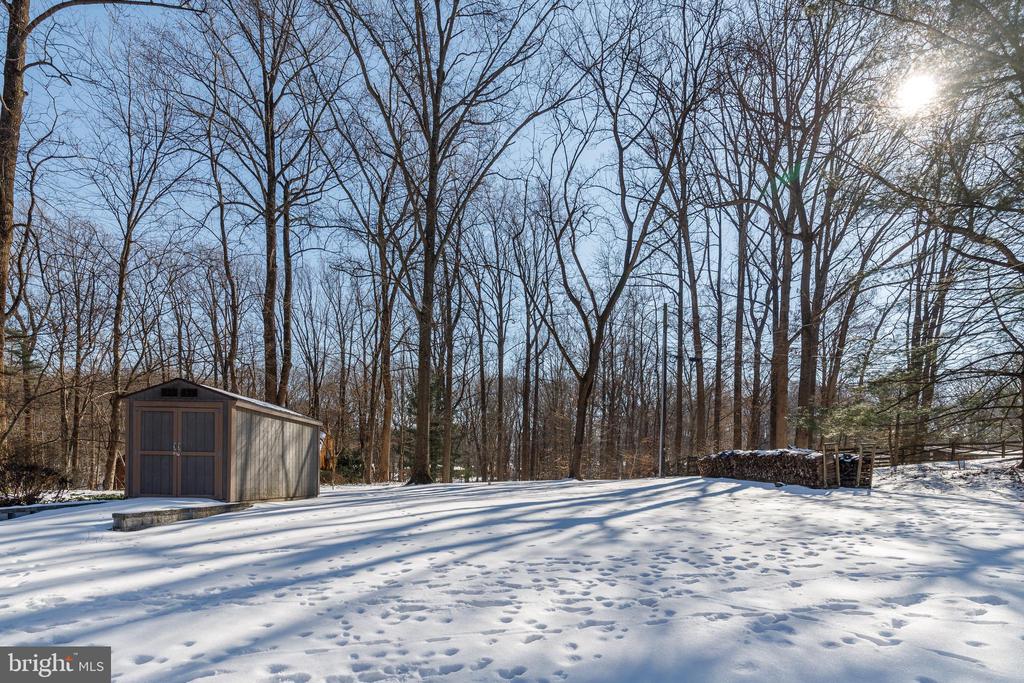 1021 TIMBER TRAIL ROAD