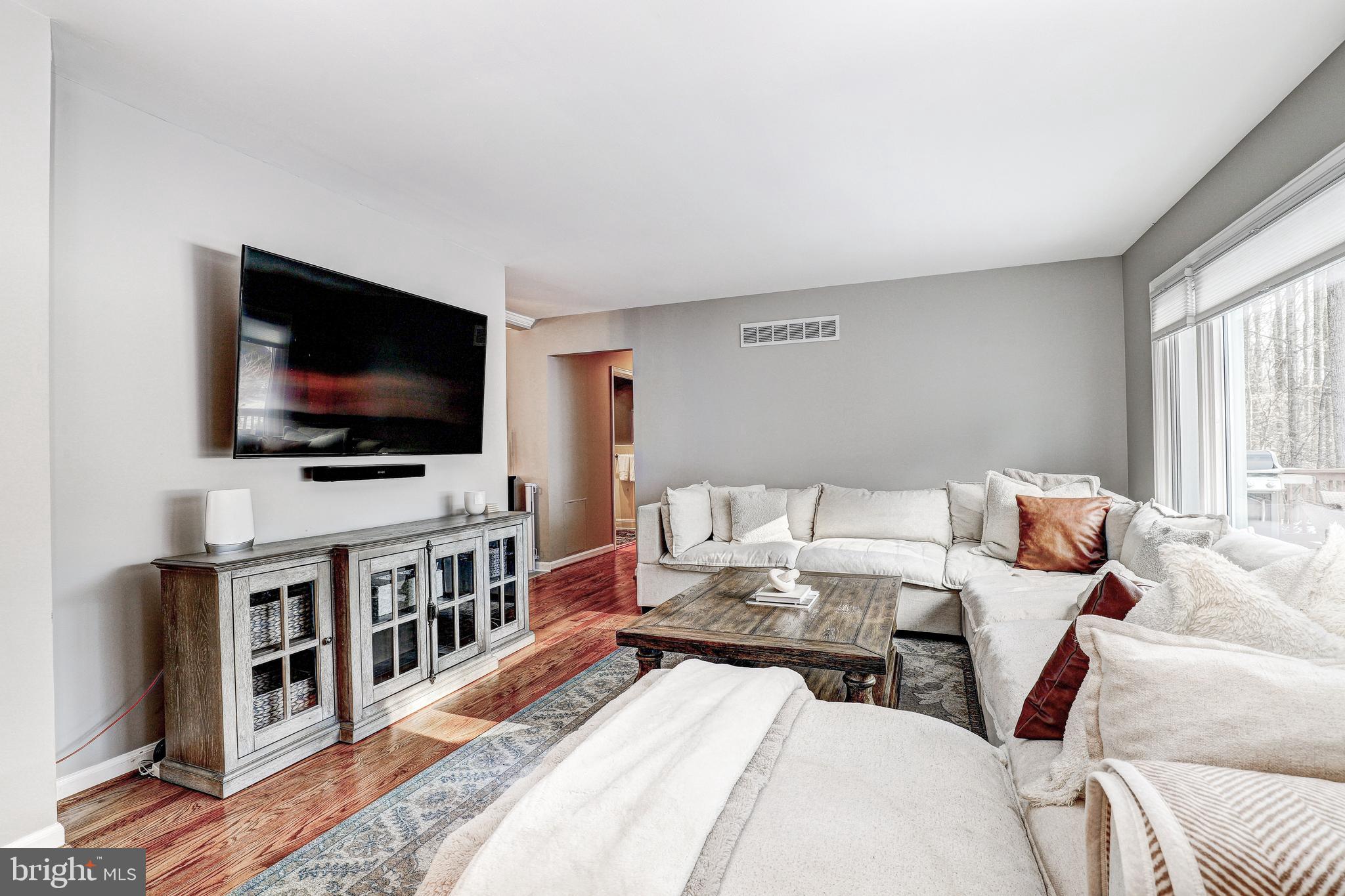 1021 TIMBER TRAIL ROAD