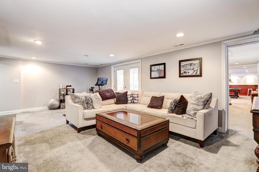 1021 TIMBER TRAIL ROAD