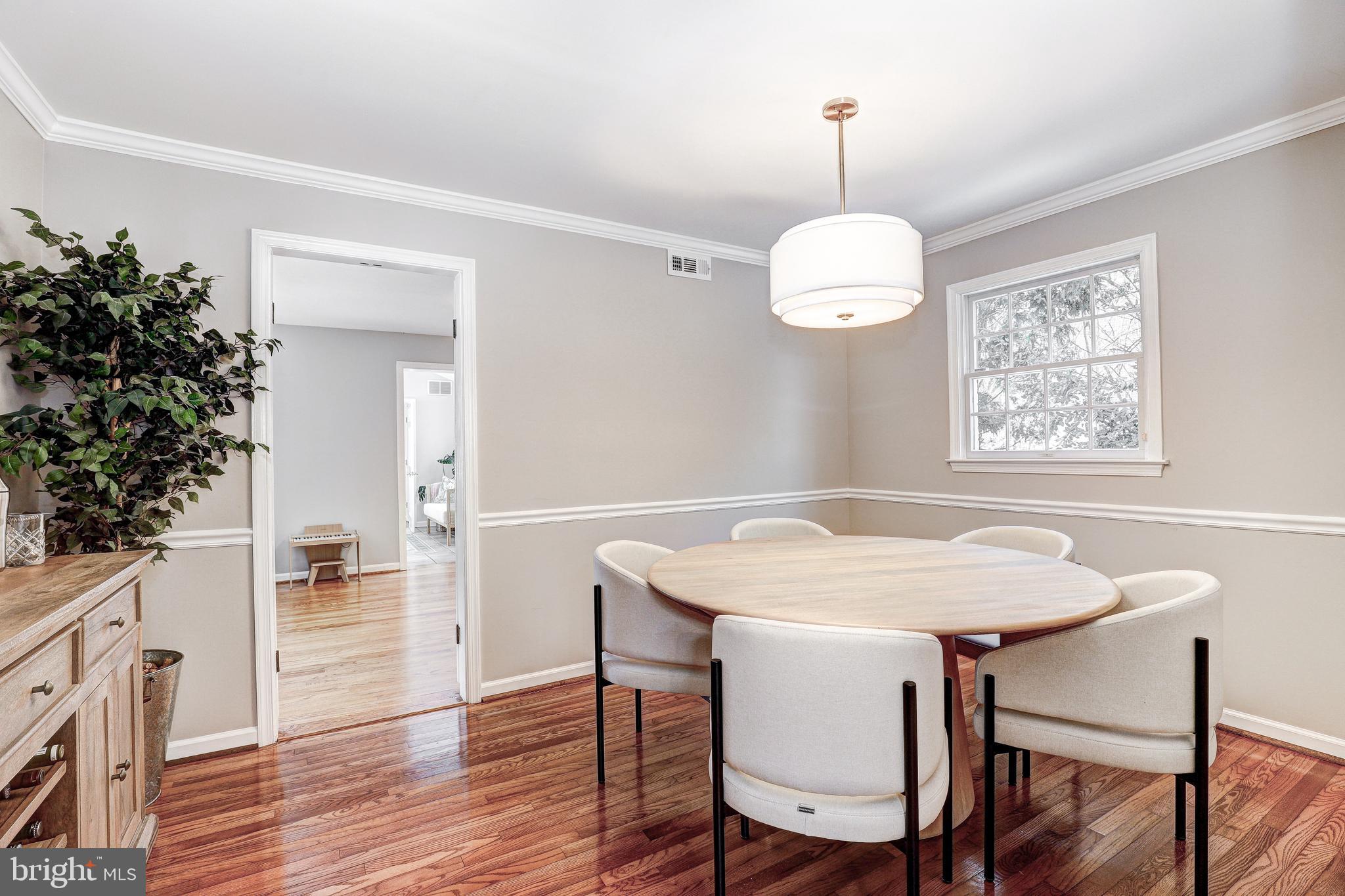 1021 TIMBER TRAIL ROAD