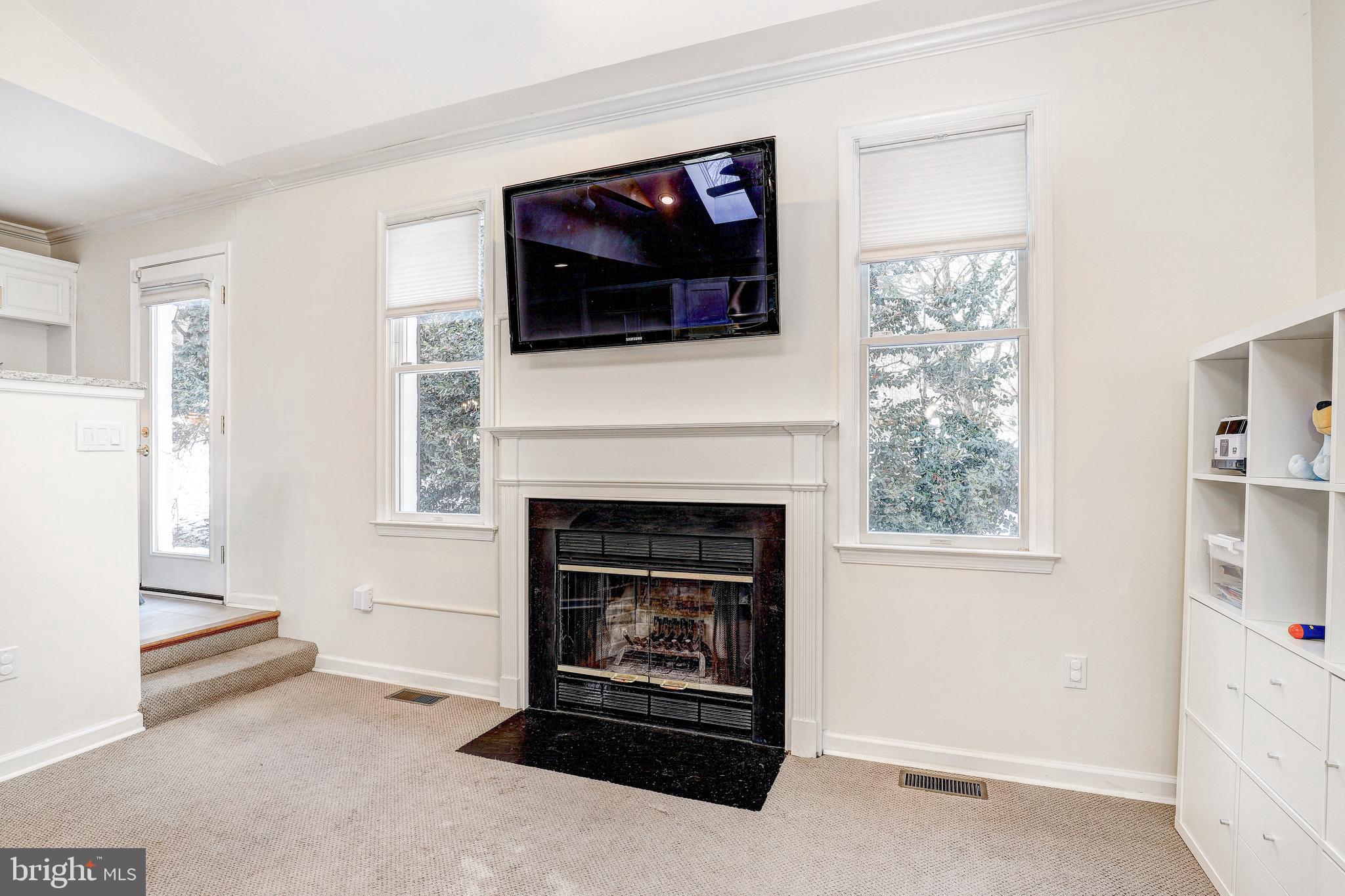 1021 TIMBER TRAIL ROAD