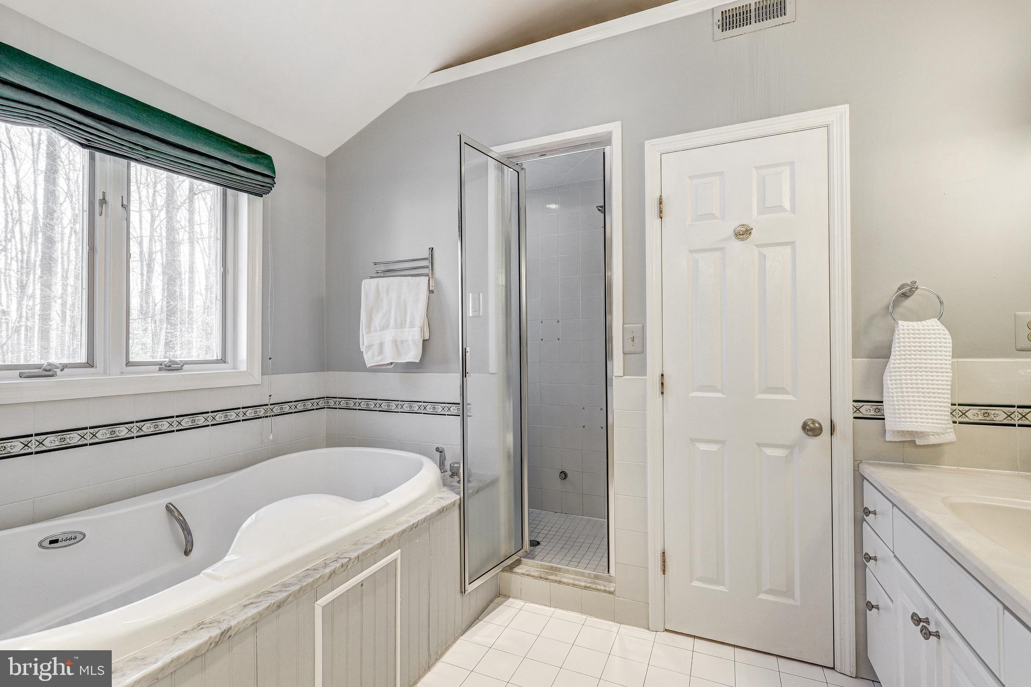 1021 TIMBER TRAIL ROAD