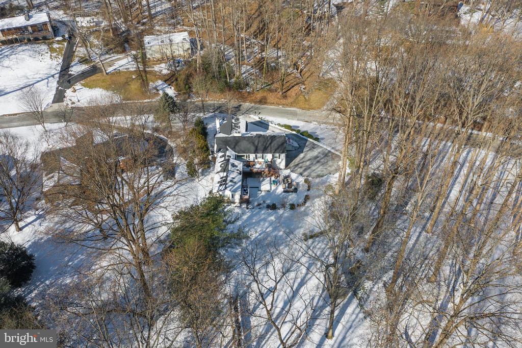 1021 TIMBER TRAIL ROAD