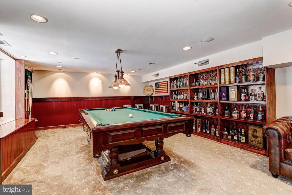 1021 TIMBER TRAIL ROAD