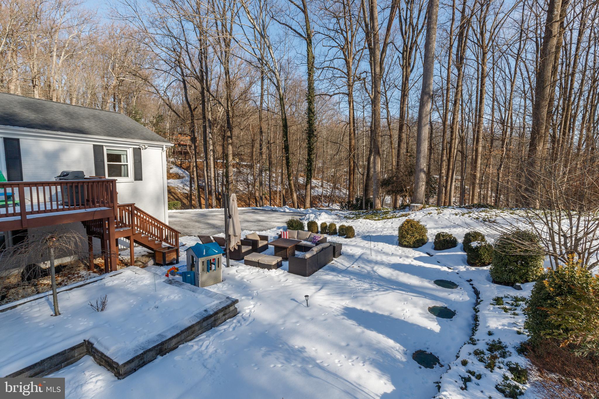 1021 TIMBER TRAIL ROAD