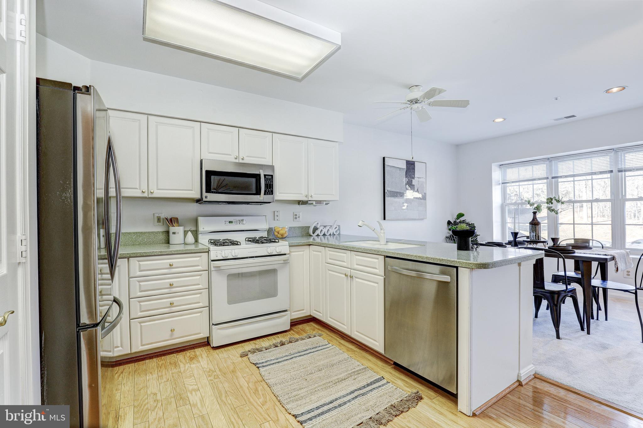 403 PLUMBRIDGE COURT 201