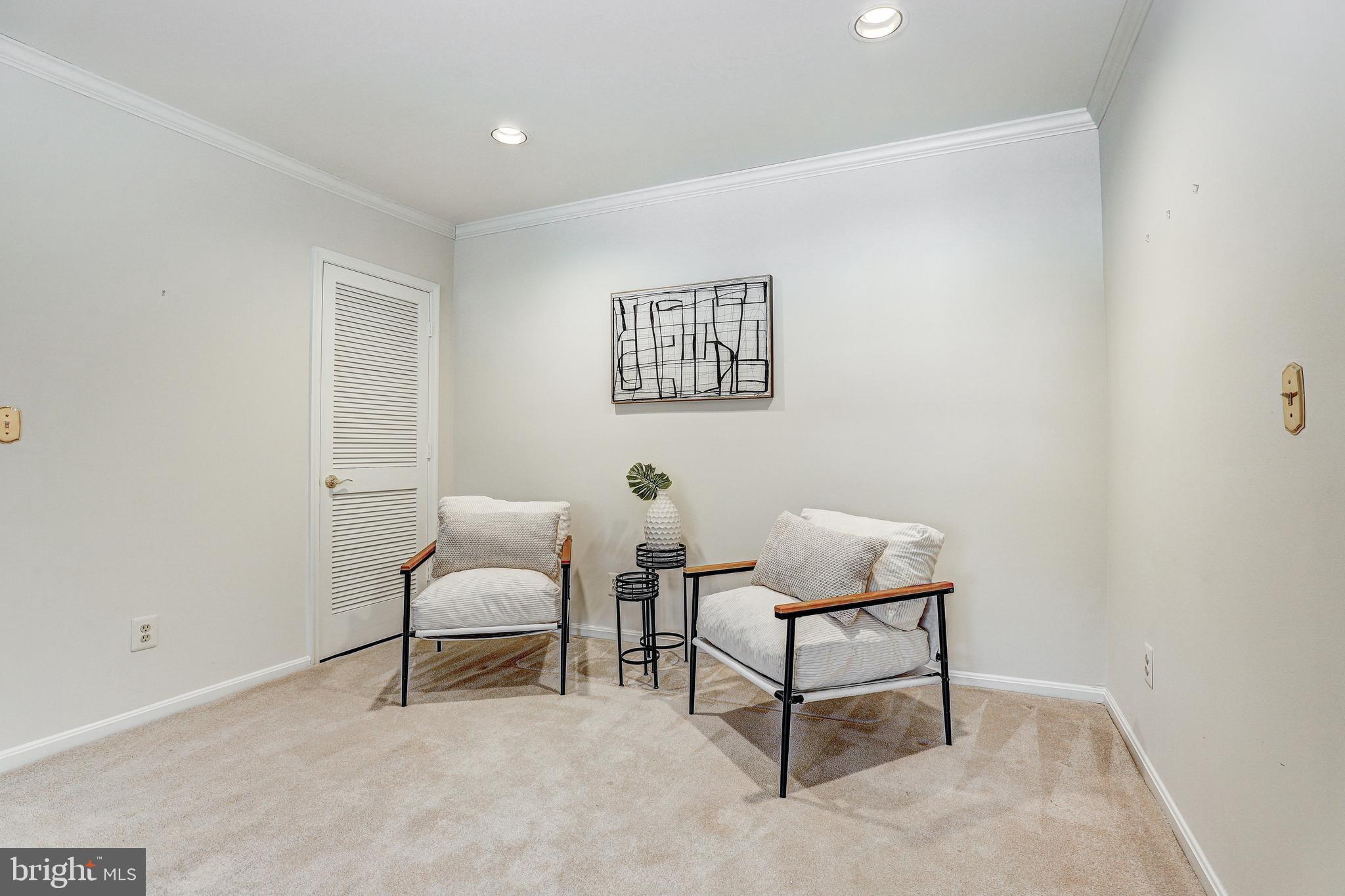 403 PLUMBRIDGE COURT 201