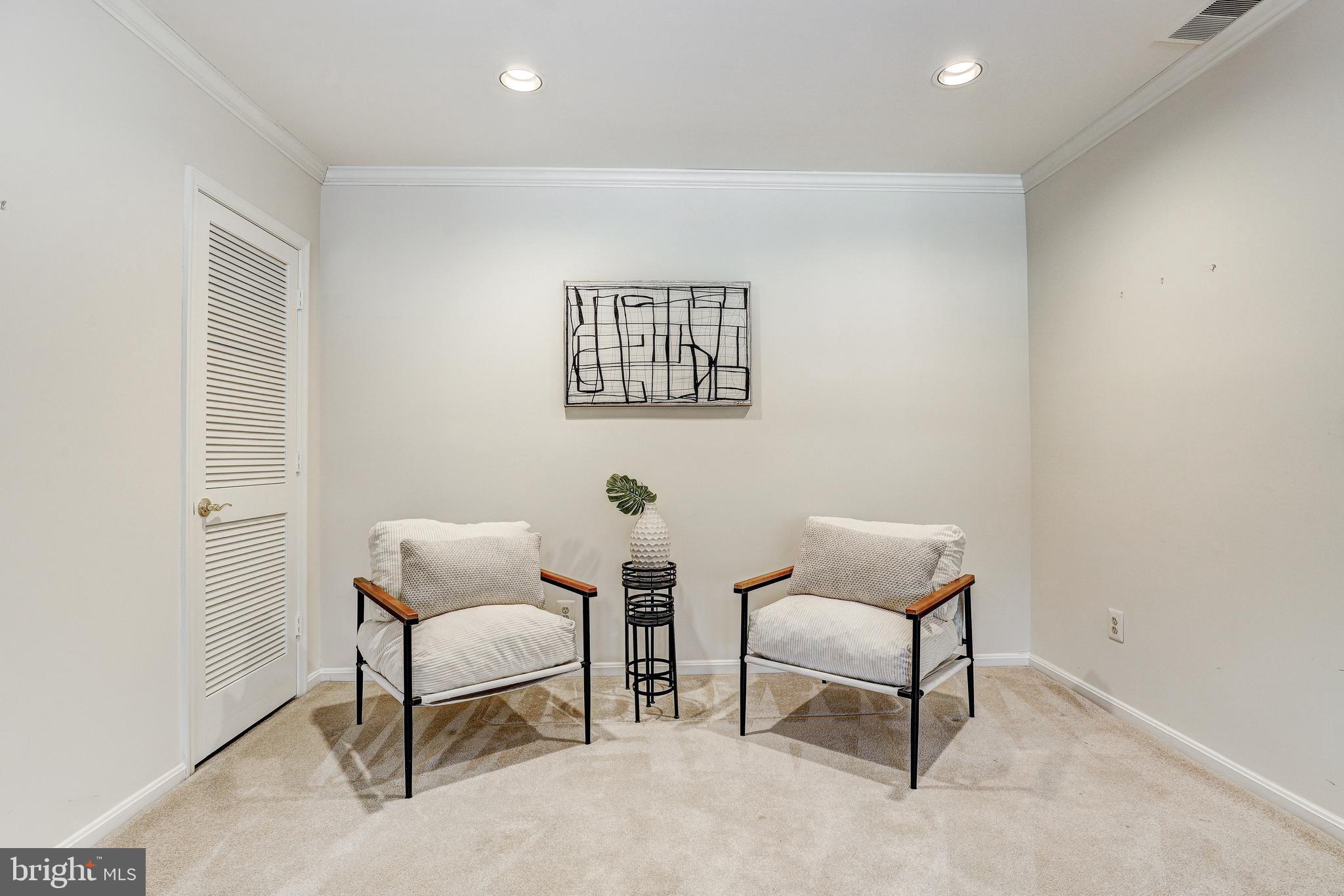 403 PLUMBRIDGE COURT 201