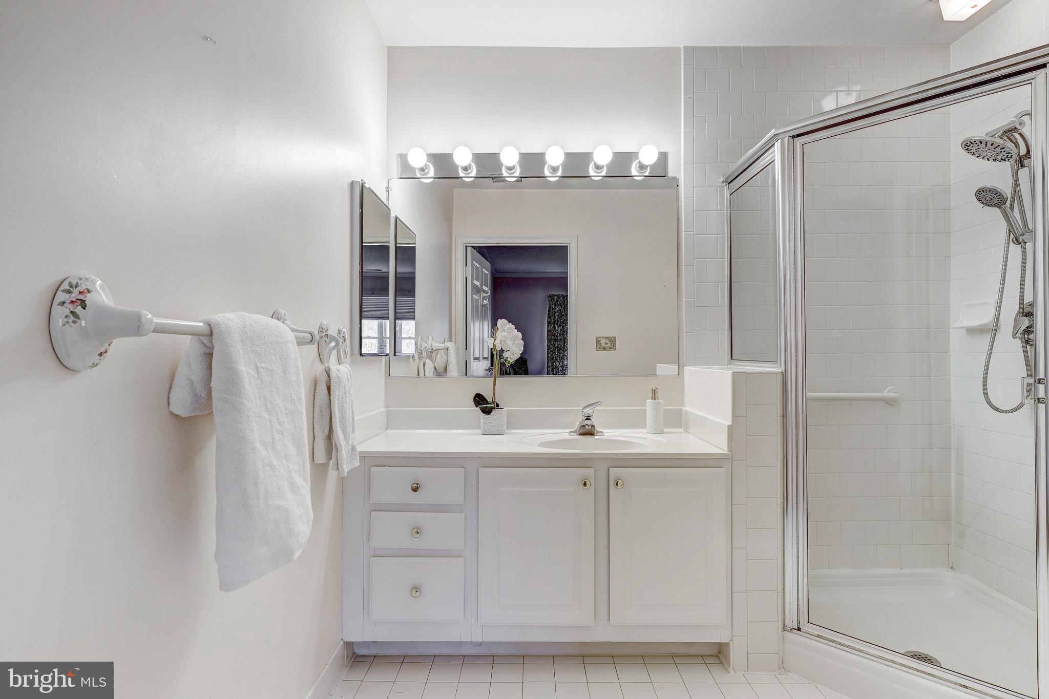 403 PLUMBRIDGE COURT 201