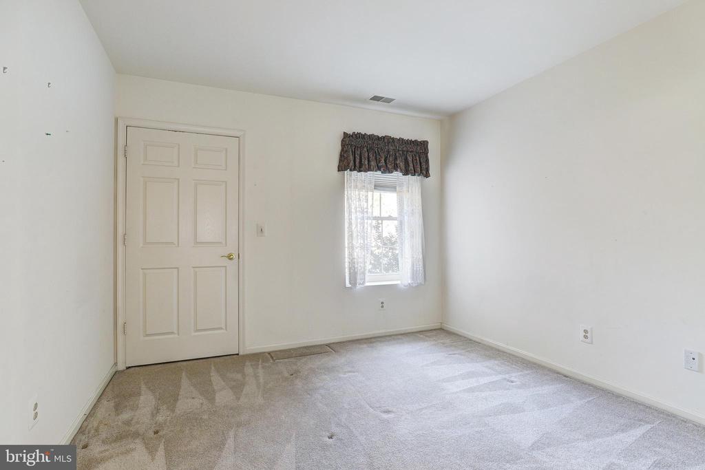 403 PLUMBRIDGE COURT 201