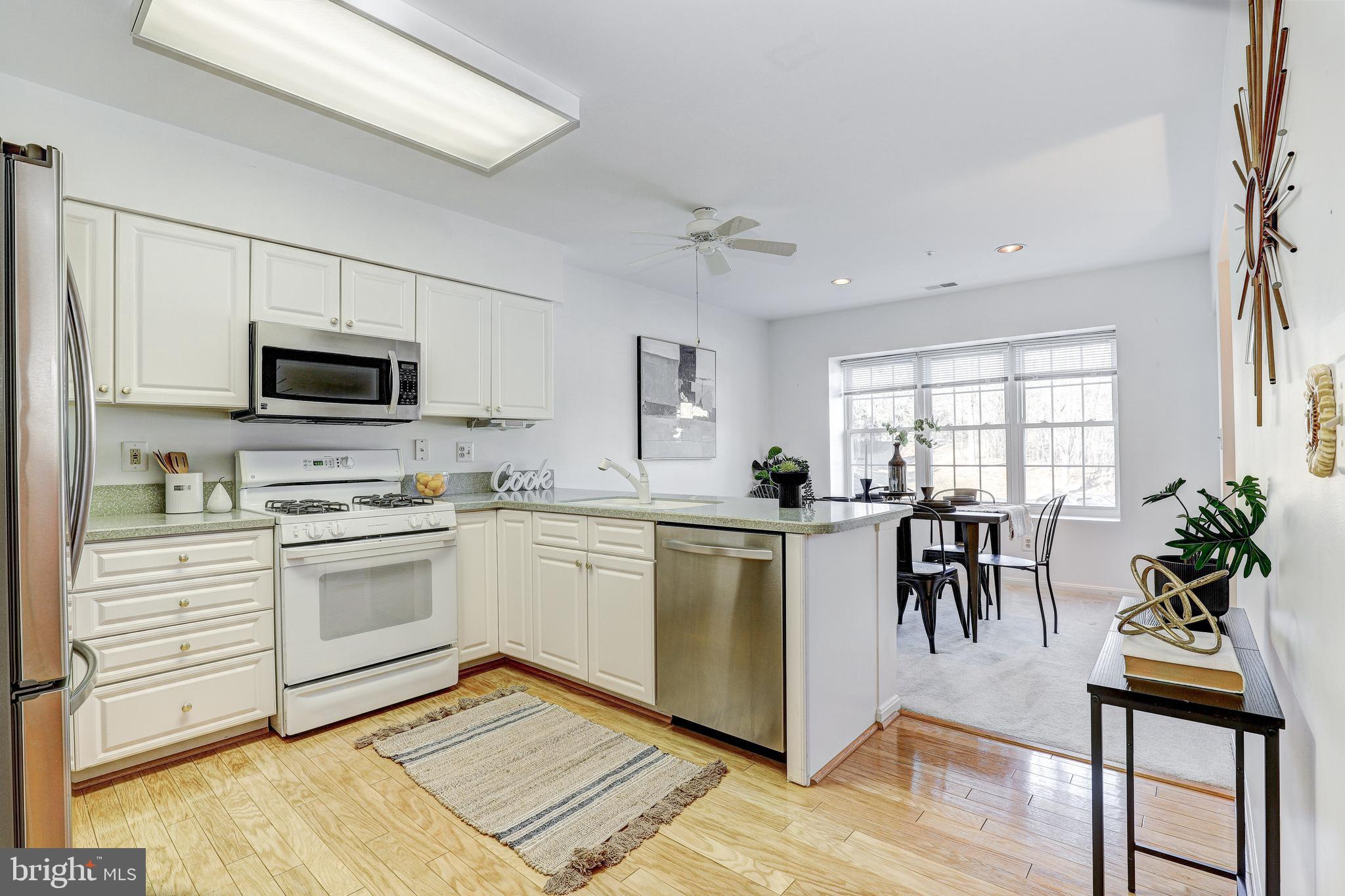 403 PLUMBRIDGE COURT 201