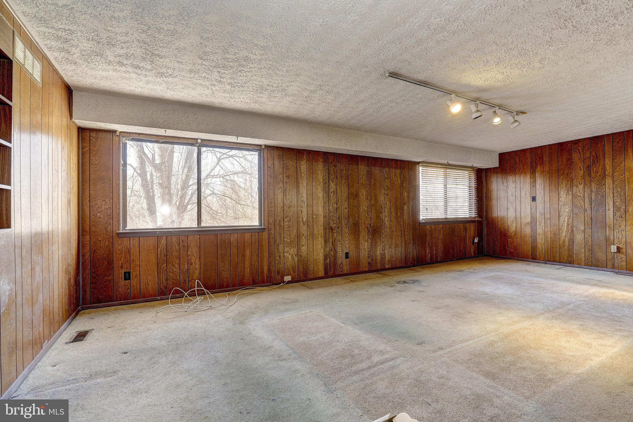 338 BONNIE MEADOW CIRCLE