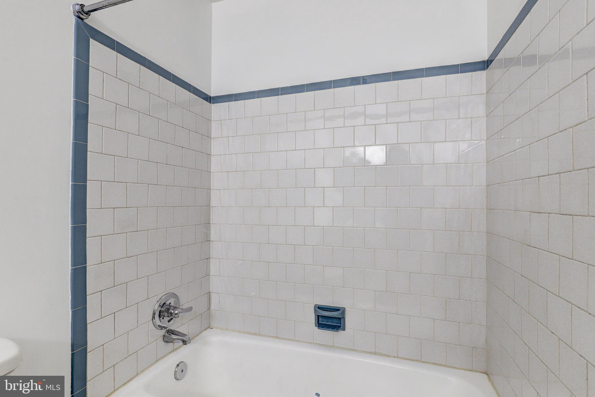 9812 PHILADELPHIA ROAD