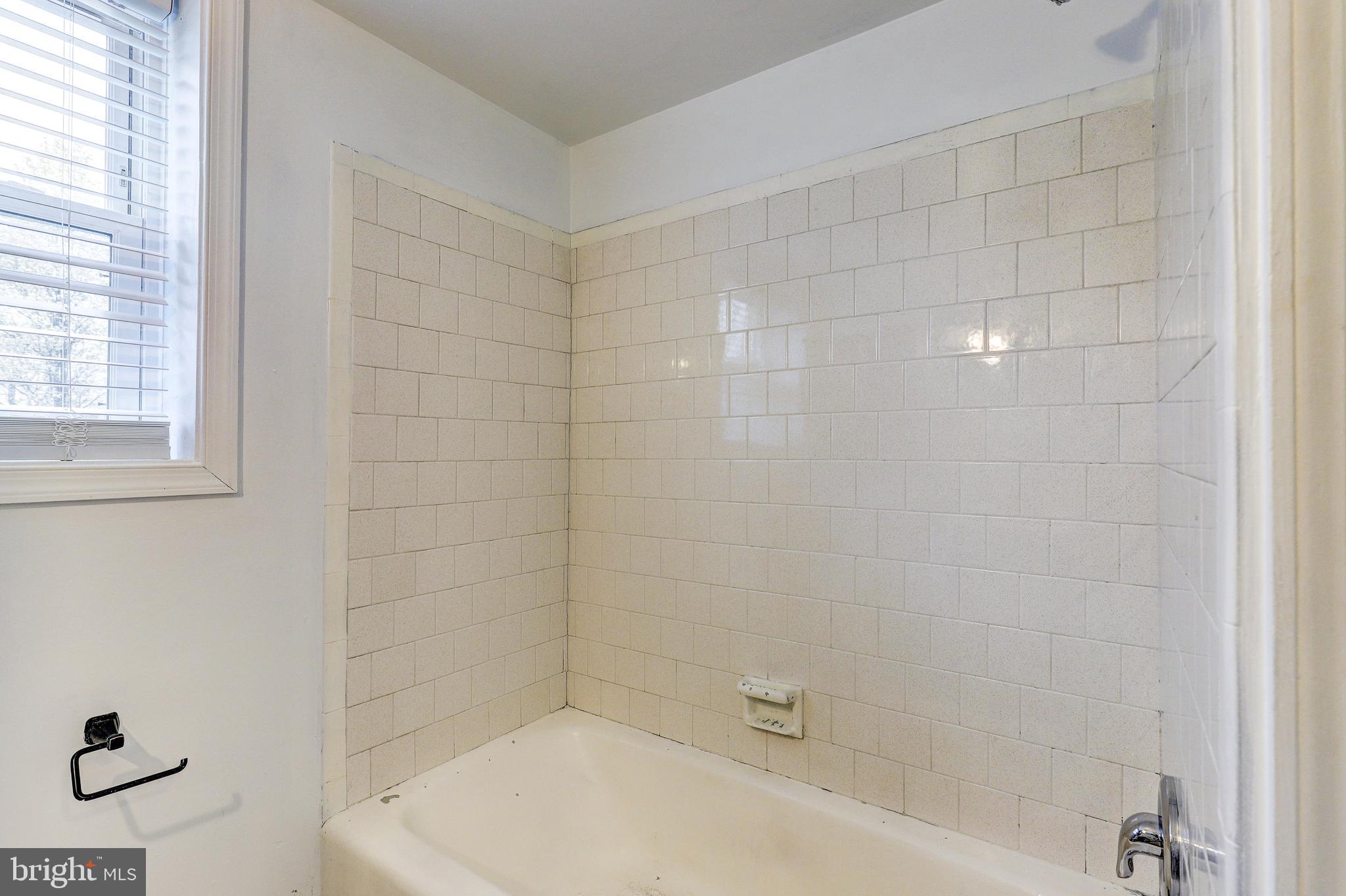 9812 PHILADELPHIA ROAD