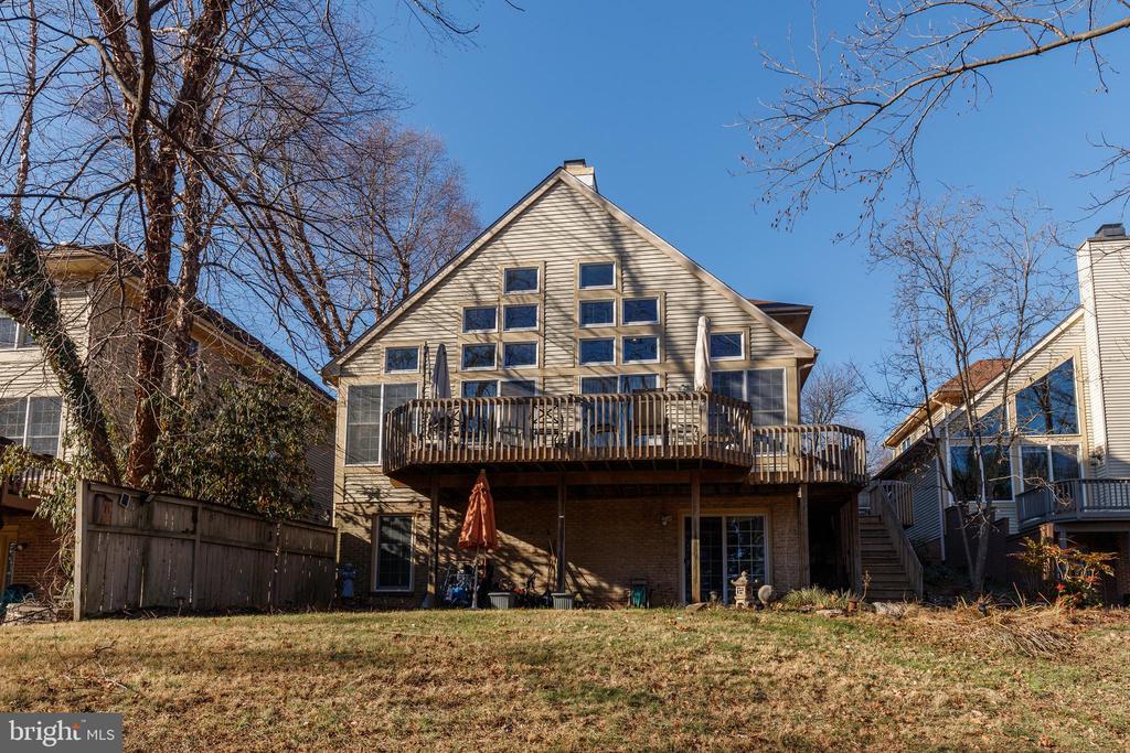 38 STAGS LEAP COURT