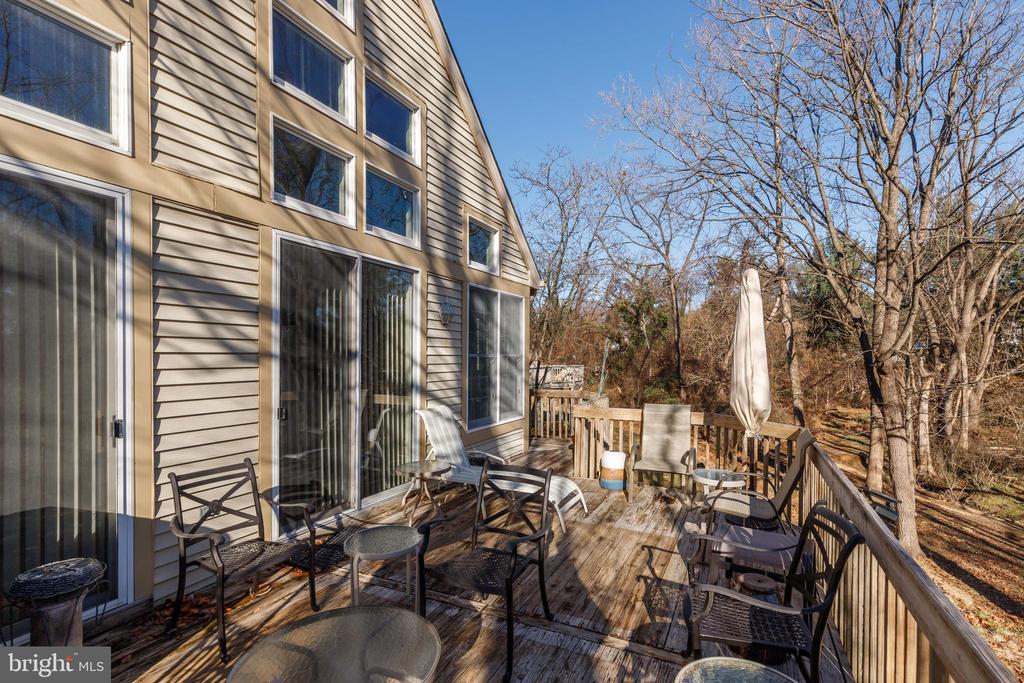 38 STAGS LEAP COURT