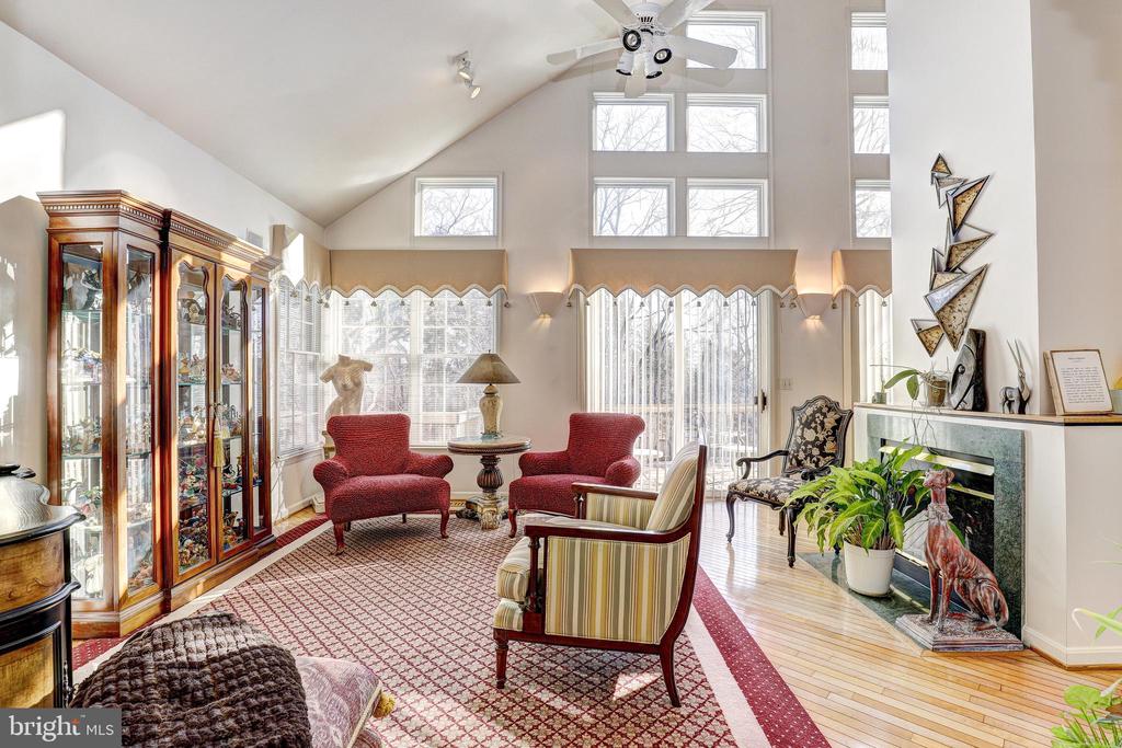 38 STAGS LEAP COURT