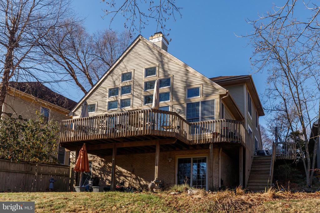 38 STAGS LEAP COURT