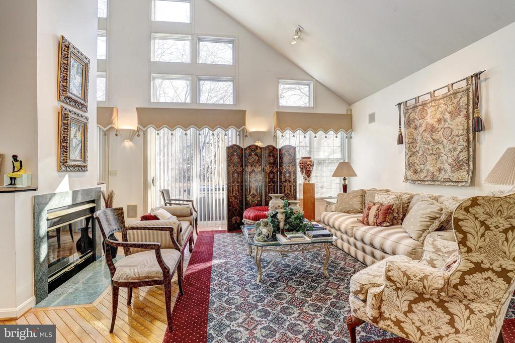 38 STAGS LEAP COURT