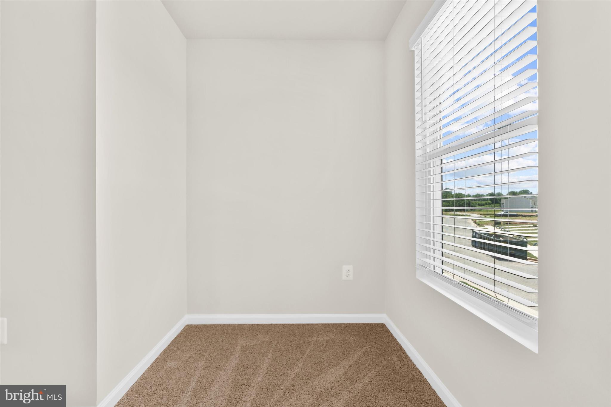 8125 BARTHOLOMEW COURT